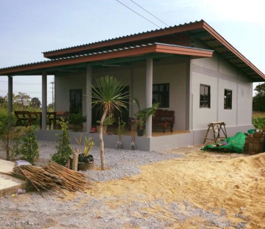 สไตล์บ้านสวน งบไม่เกิน 500,000 บาท ขนาด 2 ห้องนอน 2 ห้องน้ำ