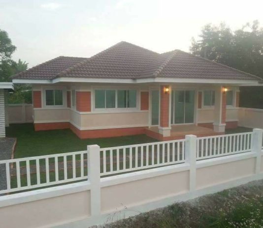 แบบบ้านชั้นเดียว 2 ห้องนอน 2 ห้องน้ำ พื้นที้ใช้สร้อย 70 ตรม. งบ 790,000 บาท