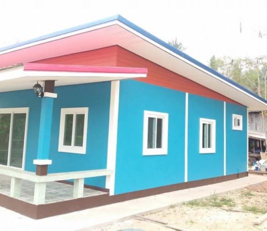 แบบบ้านโมเดิร์นหลังคาเพิงแหงน แบบเรียบง่าย งบประมาณ 470,000 บาท