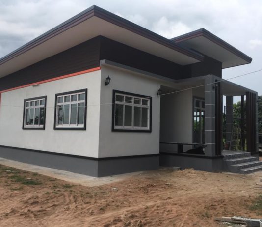 บ้านชั้นเดียว โมเดิร์นเพิงหมาแหงน 3 ห้องนอน 1 ห้องน้ำ งบประมาณก่อสร้าง 800,000 บาท