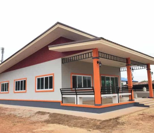 บ้านเพิงหมาแหงนชั้นเดียว พื้นที่ใช้สร้อย 116 ตรม งบประมาณ 750,000 บาท