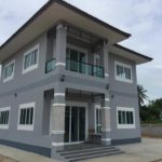 บ้านสองชัั้นหลังคาทรงปั้นหยา ขนาด 4 ห้องนอน พื้นที่ใช้สอย 240 ตรม